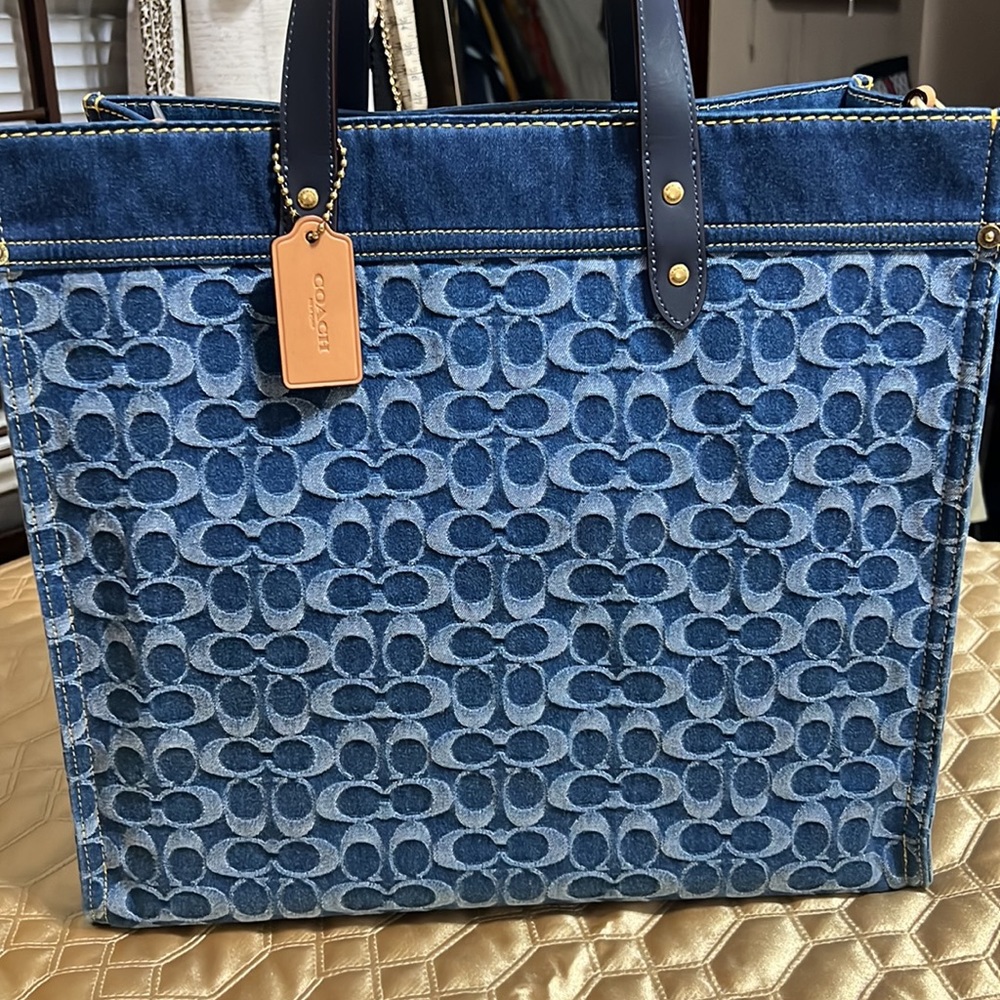 DENIM COACH FIELD TOTE SIGNATURE TOTE 40 IN  (UNISEX) - Picture 4 of 13